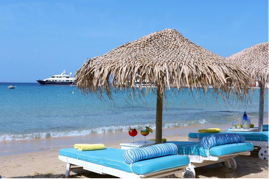 โรงแรมไมโคนอส พาเลส บีช Mykonos Town ภายนอก รูปภาพ