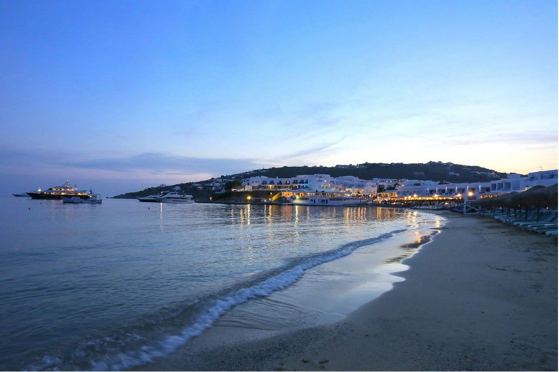 โรงแรมไมโคนอส พาเลส บีช Mykonos Town ภายนอก รูปภาพ