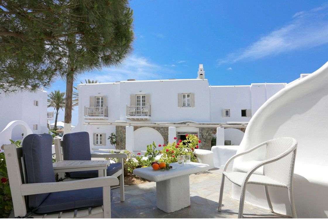 โรงแรมไมโคนอส พาเลส บีช Mykonos Town ภายนอก รูปภาพ
