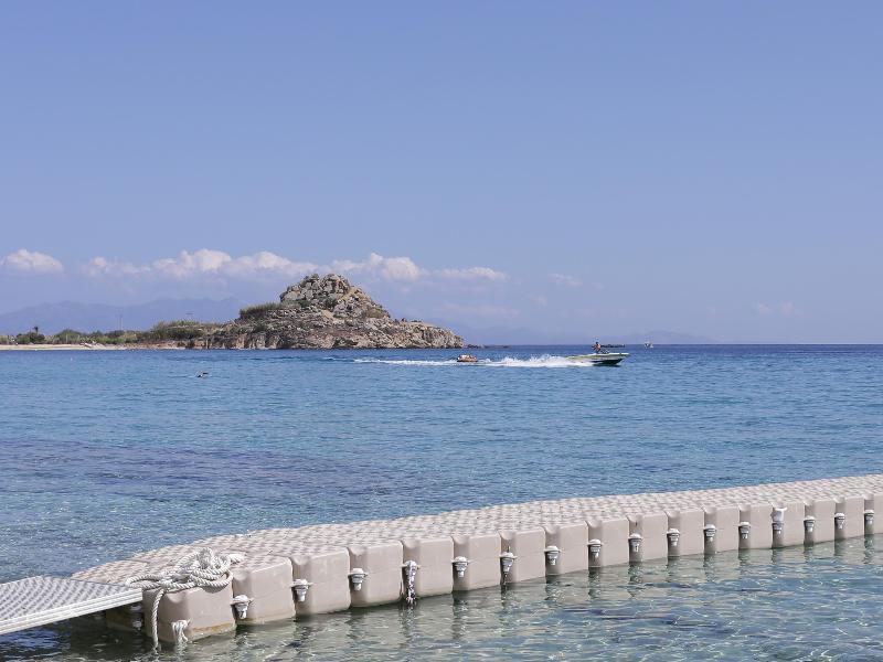 โรงแรมไมโคนอส พาเลส บีช Mykonos Town ภายนอก รูปภาพ