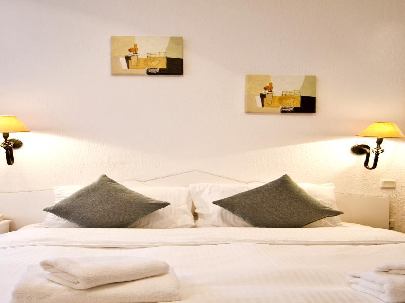 โรงแรมไมโคนอส พาเลส บีช Mykonos Town ภายนอก รูปภาพ