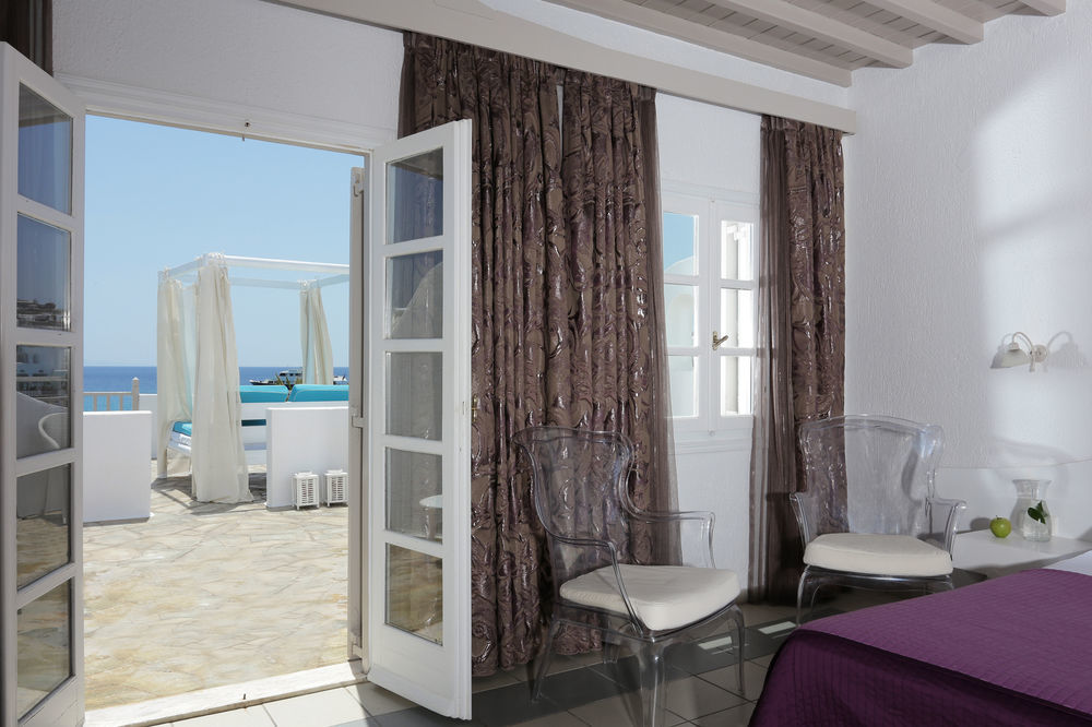โรงแรมไมโคนอส พาเลส บีช Mykonos Town ภายนอก รูปภาพ